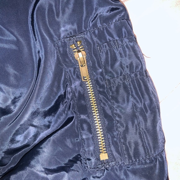 Jacket - Picture 3 of 6